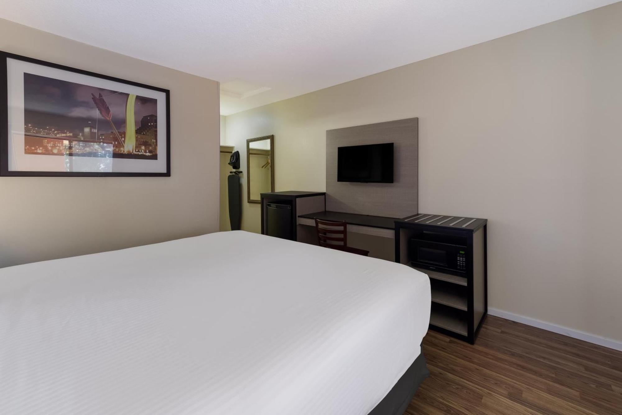 Rodeway Inn ליברמור מראה חיצוני תמונה