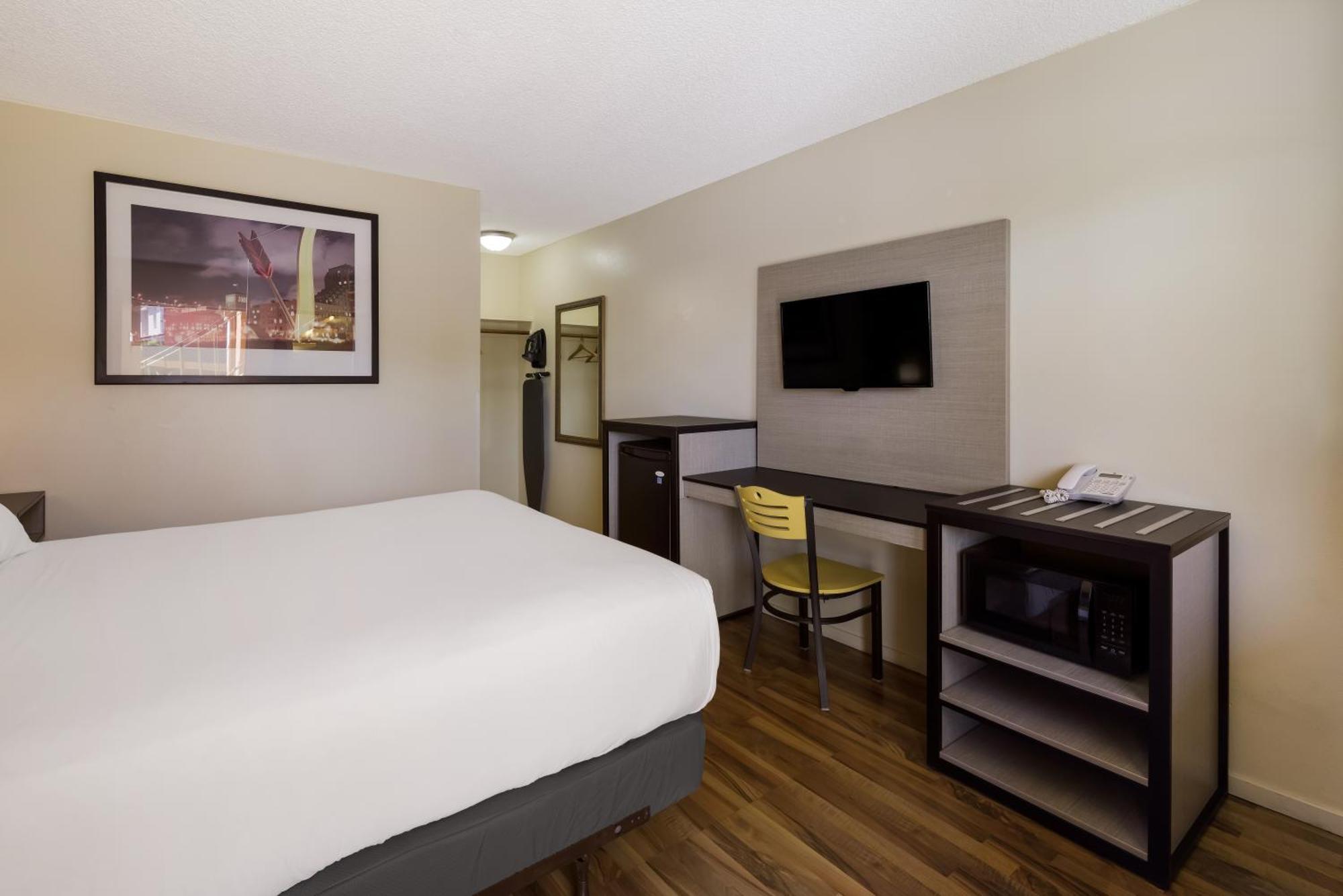 Rodeway Inn ליברמור מראה חיצוני תמונה