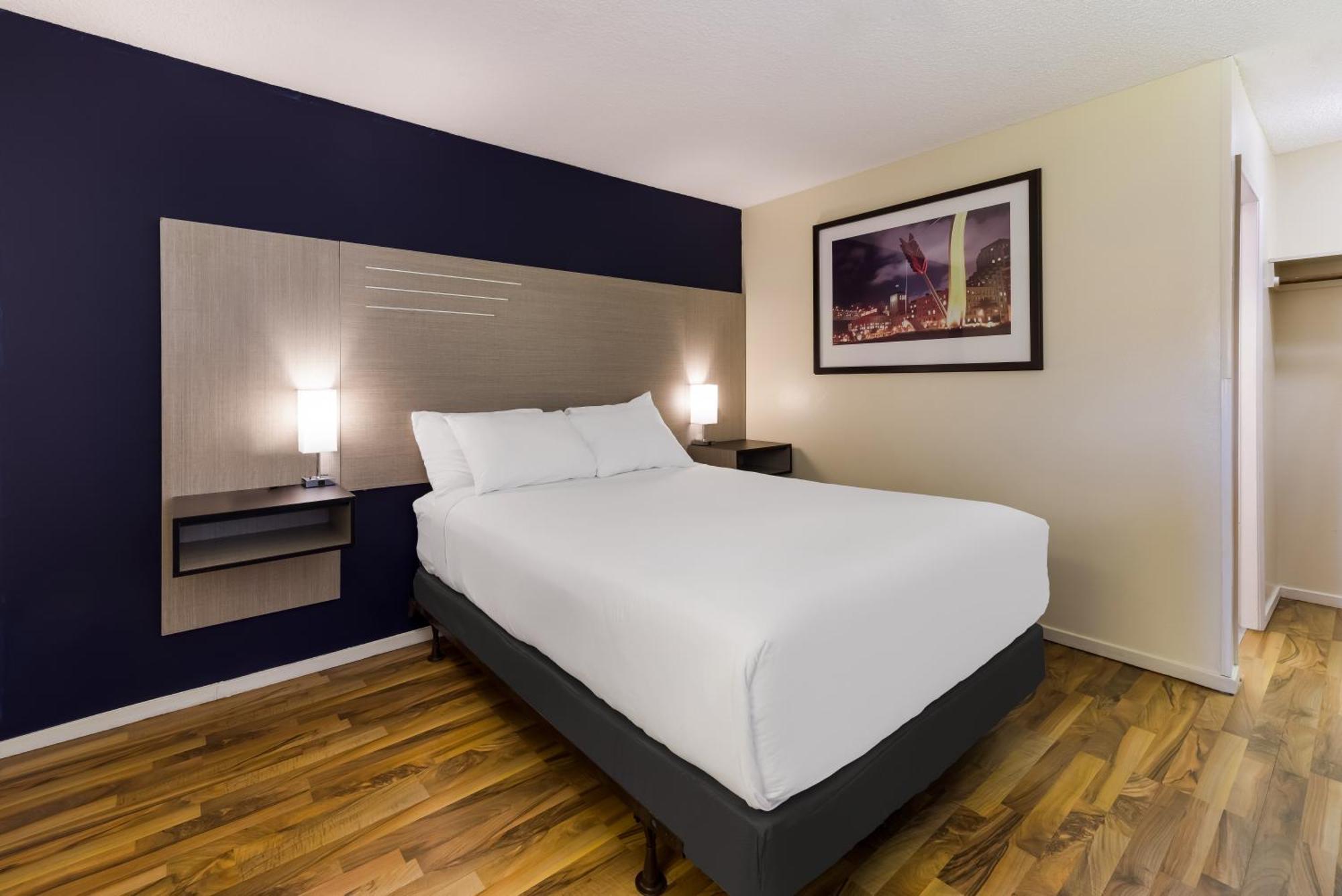 Rodeway Inn ליברמור מראה חיצוני תמונה